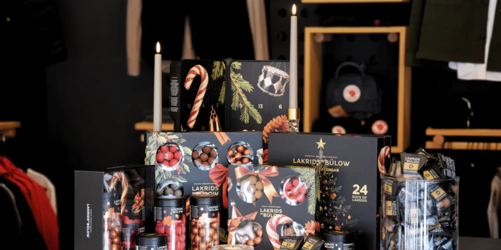 Verovapaa lahja koko henkilökunnalle ja lahjakortti työntekijälle.